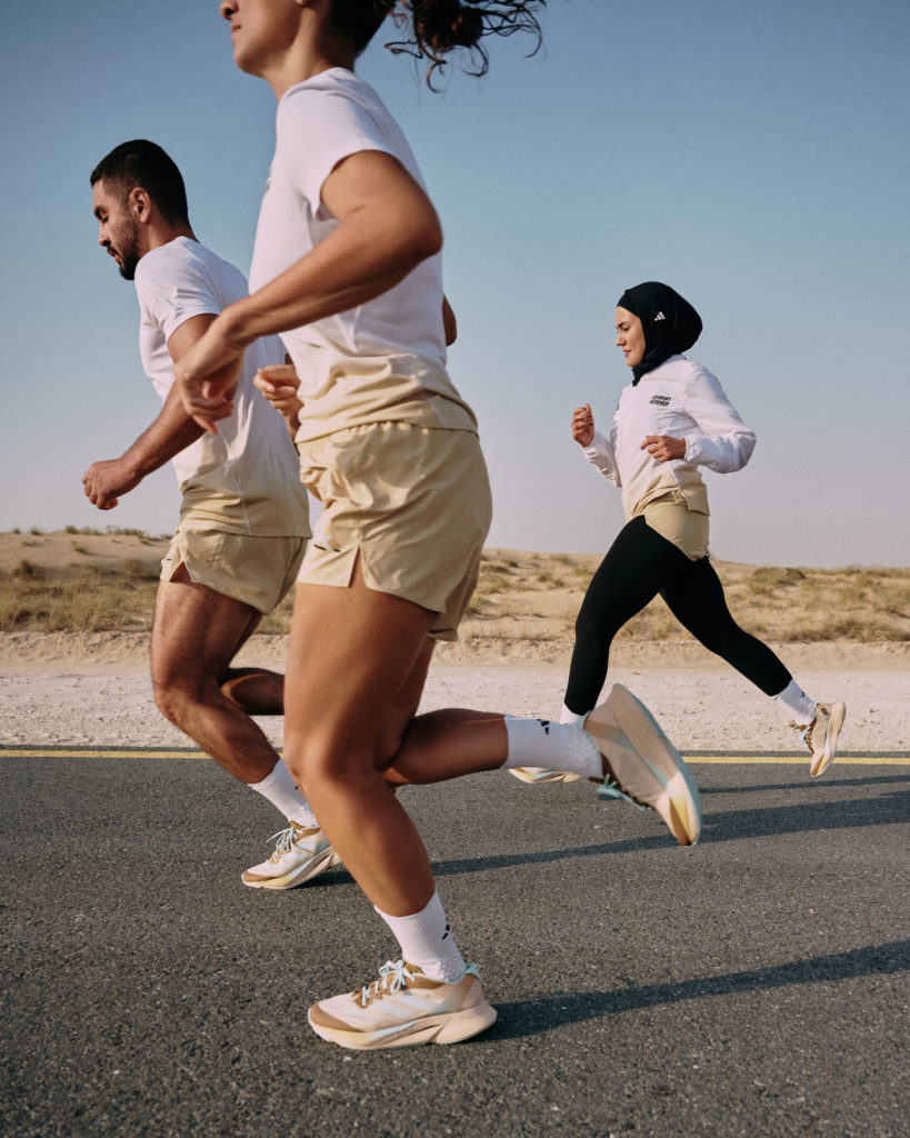 adidas. Desert Runner