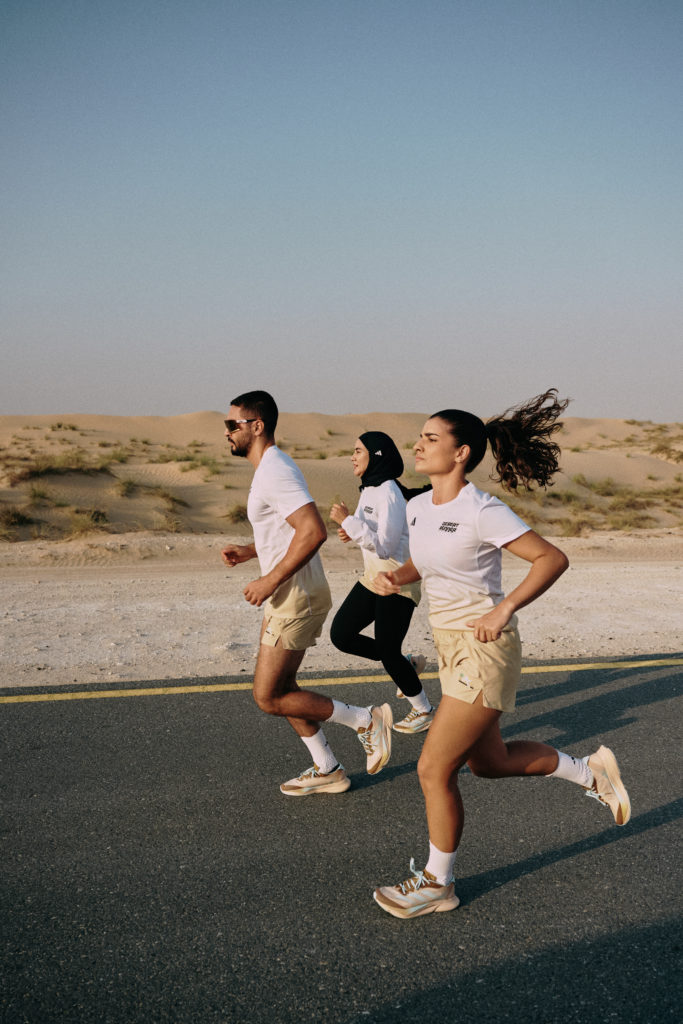 adidas. Desert Runner