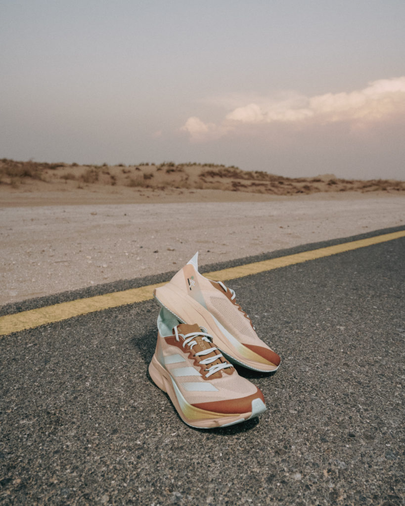 adidas. Desert Runner